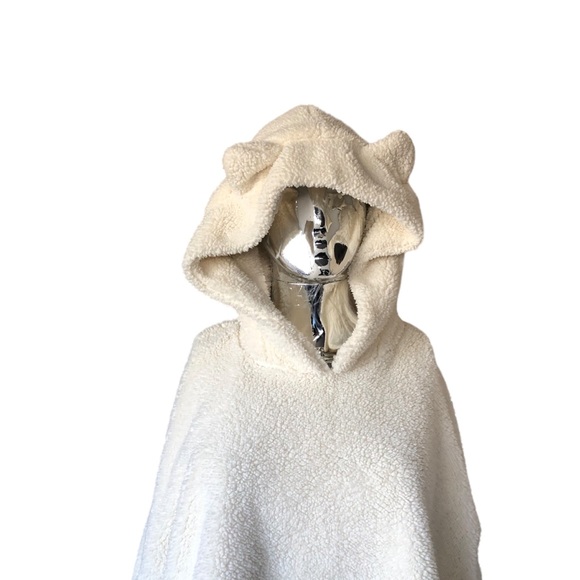 Soft Teddy Bear Cropped Sweater with Ears - Small - Picture 4 of 5